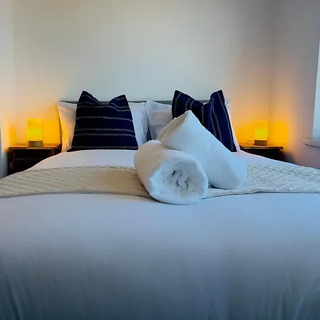 Prázdninový dům Brand New 3 Bedroom House With Parking