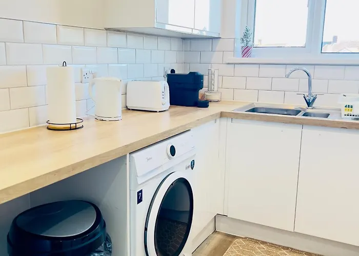 Brand New 3 Bedroom House With Parking